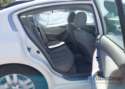 2010 Nissan Altima 2.5 from USA, damaged, VIN 1N4AL2AP8AC182281